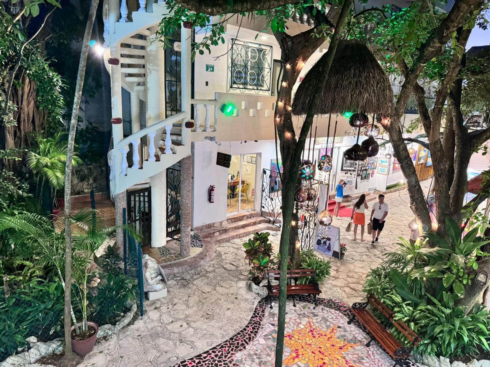 Hotel Ha Garden Gallery - 5Th Avenue بلايا ديل كارمن المظهر الخارجي الصورة